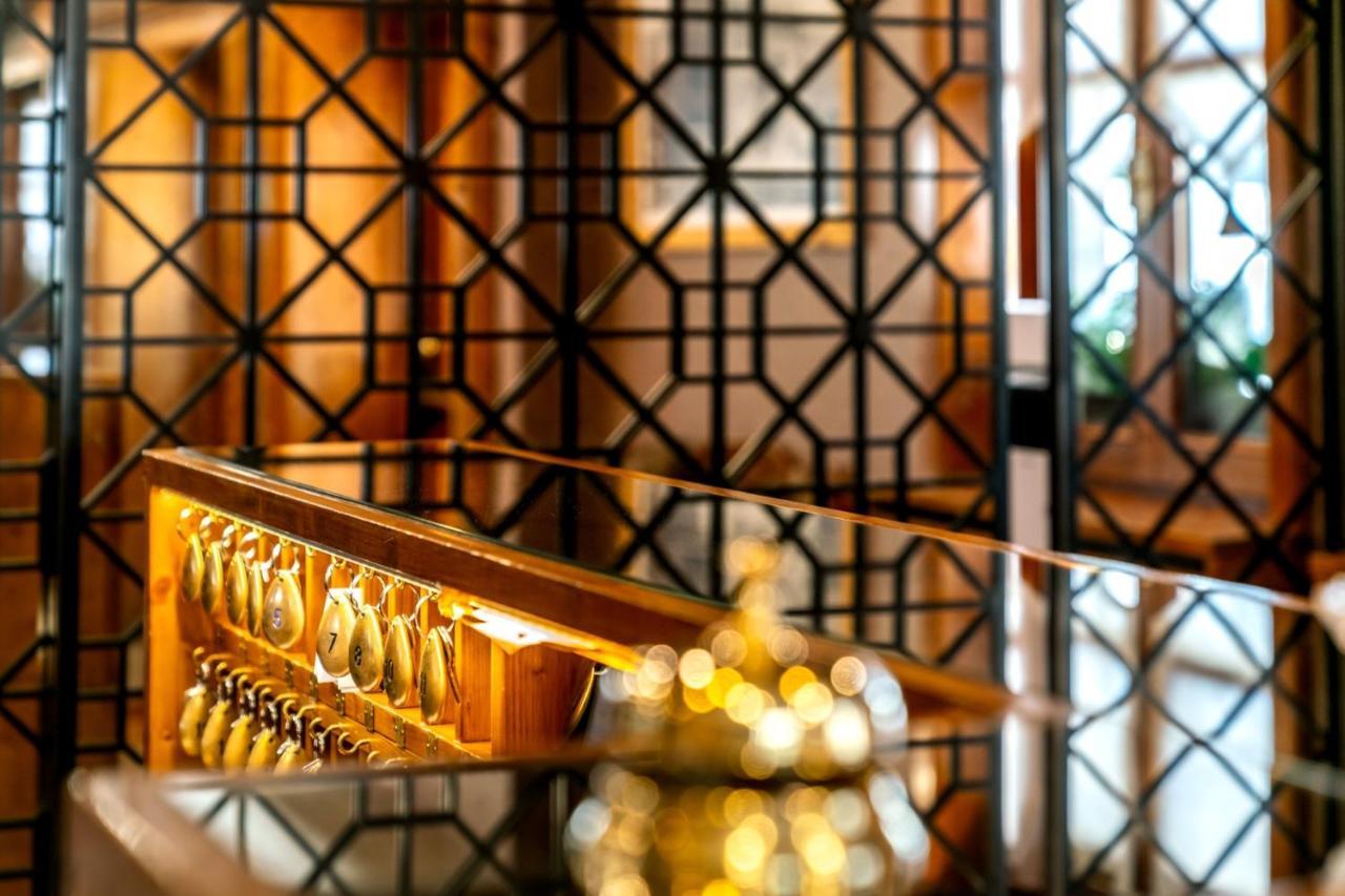 Ambra Cortina Luxury&Fashion Hotel Cortina dʼAmpezzo Esterno foto