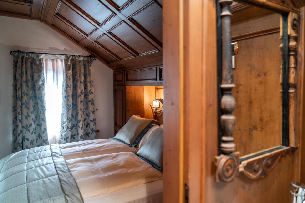 Ambra Cortina Luxury&Fashion Hotel Cortina dʼAmpezzo Esterno foto