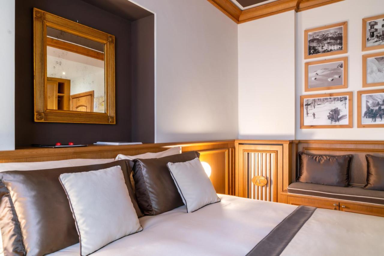 Ambra Cortina Luxury&Fashion Hotel Cortina dʼAmpezzo Esterno foto