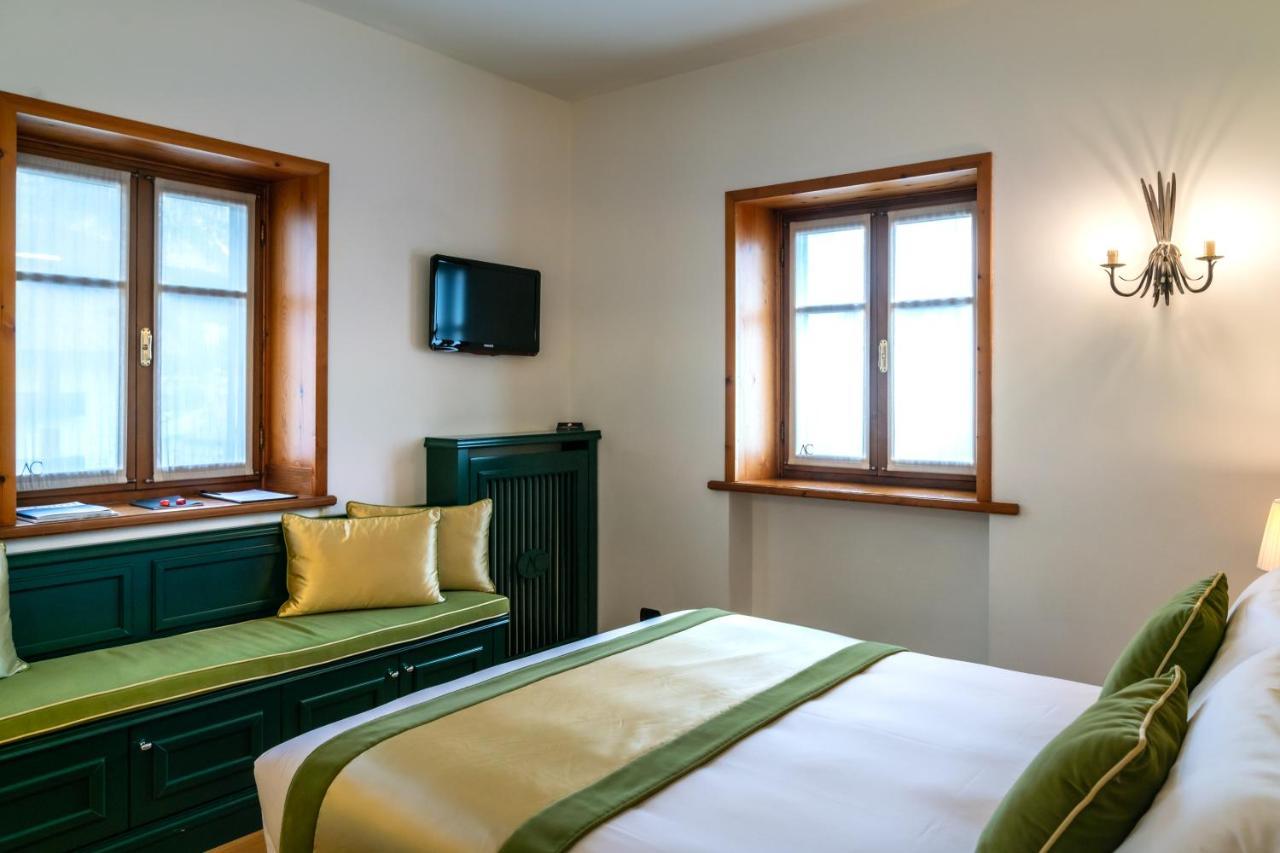Ambra Cortina Luxury&Fashion Hotel Cortina dʼAmpezzo Esterno foto